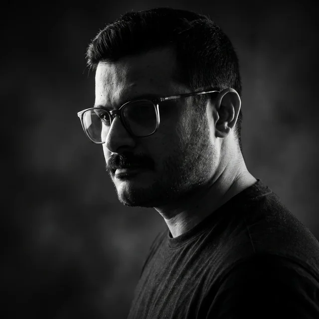 پرتره مسعود عسگریان